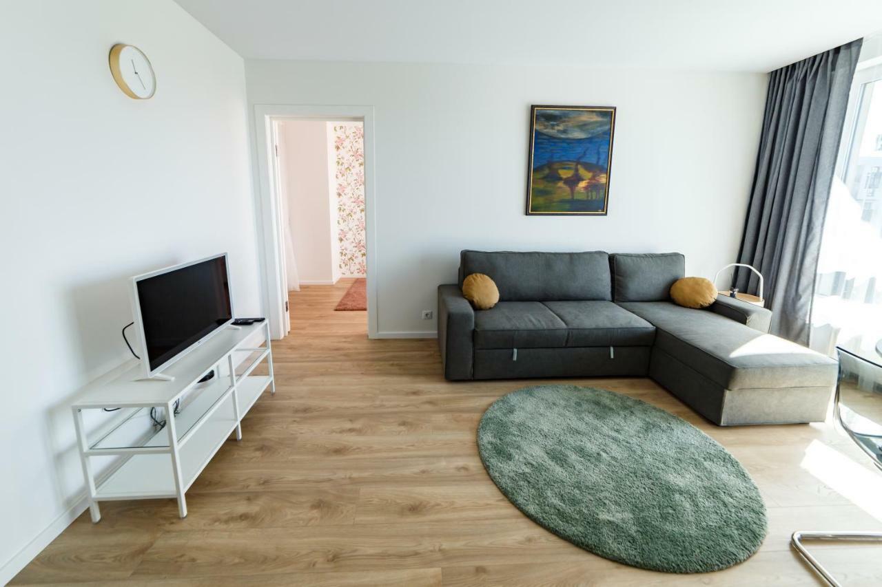Spacious Apartment Close To The Old Town Vilnius Exterior photo