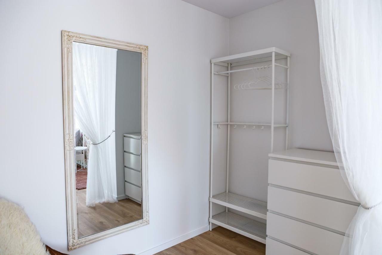 Spacious Apartment Close To The Old Town Vilnius Exterior photo